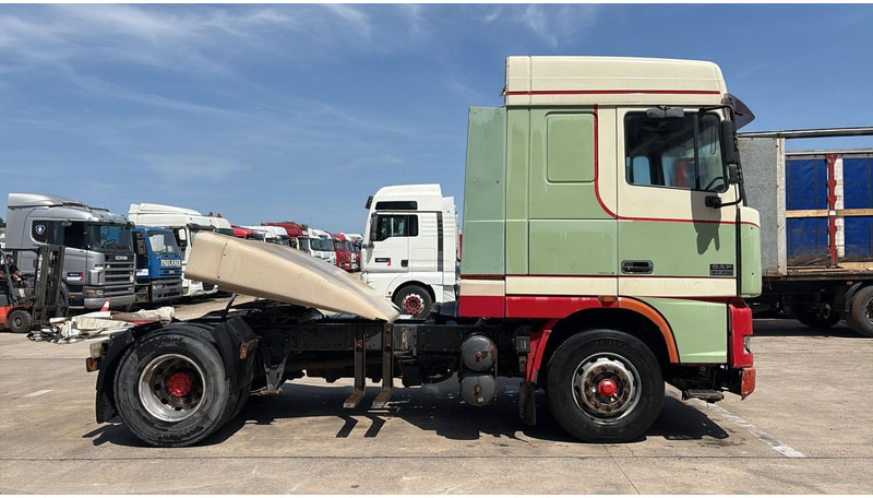 DAF XF 95.430 (EURO 3 / BOITE MANUELLE / MANUAL GEARBOX) - Tractor: foto 4 DAF XF 95.430 (EURO 3 / BOITE MANUELLE / MANUAL GEARBOX) - Tractor: foto 4