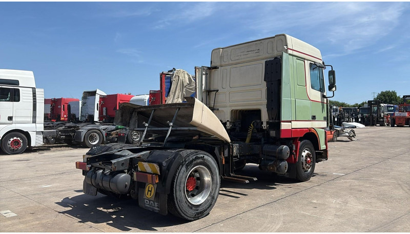 DAF XF 95.430 (EURO 3 / BOITE MANUELLE / MANUAL GEARBOX) - Tractor: foto 5 DAF XF 95.430 (EURO 3 / BOITE MANUELLE / MANUAL GEARBOX) - Tractor: foto 5