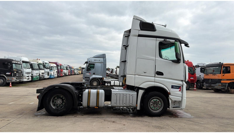 Mercedes-Benz Actros 1845 (GOOD CONDITION / PARFAIT ETAT / AIRCO / MP4) - Tractor: foto 3 Mercedes-Benz Actros 1845 (GOOD CONDITION / PARFAIT ETAT / AIRCO / MP4) - Tractor: foto 3