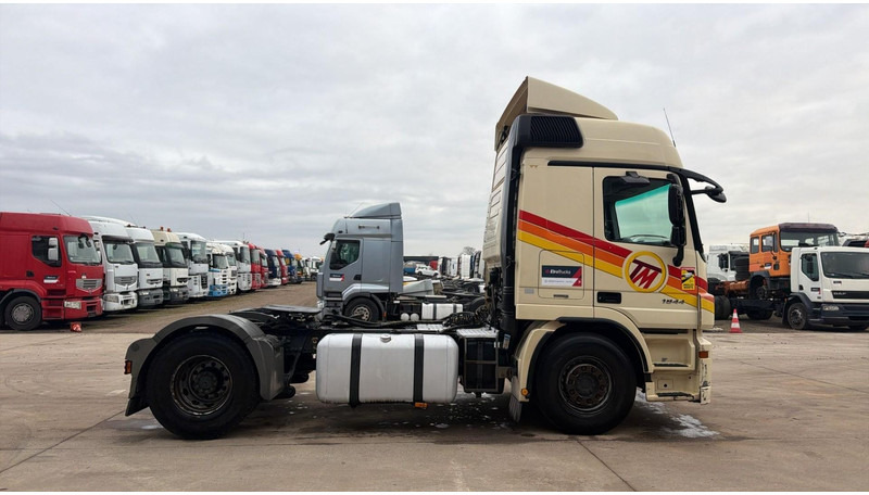 Mercedes-Benz actros 1844 (MP3 / CAMION FRANCAIS / PARFAIT ETAT / PTO / FRENCH TRUCK) - Tractor: foto 3 Mercedes-Benz actros 1844 (MP3 / CAMION FRANCAIS / PARFAIT ETAT / PTO / FRENCH TRUCK) - Tractor: foto 3