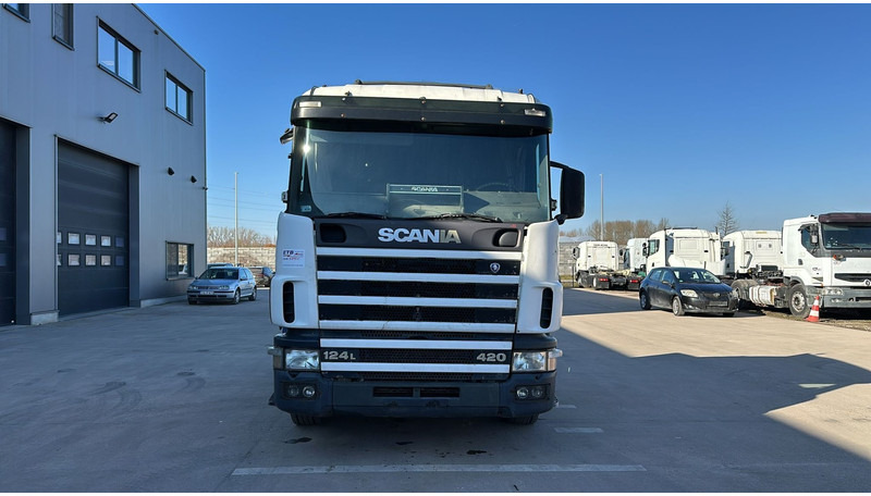 Scania 124-420 (MANUAL GEARBOX / BOITE MANUELLE) - Tractor: foto 2 Scania 124-420 (MANUAL GEARBOX / BOITE MANUELLE) - Tractor: foto 2