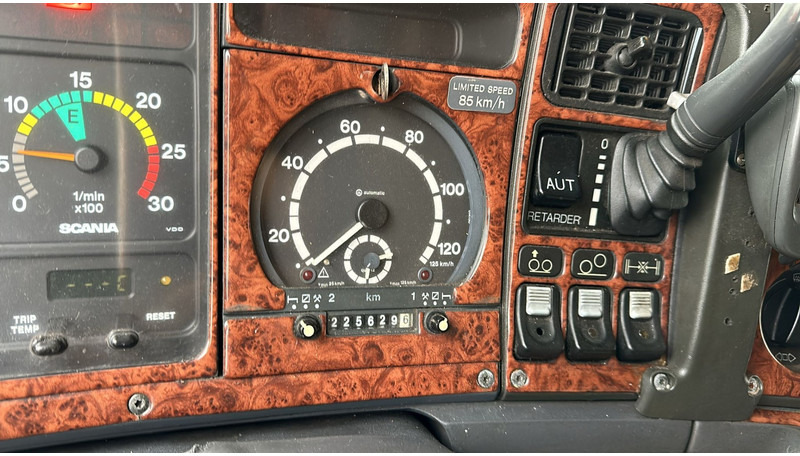 Tractor Scania 164 - 480 Topline (MANUAL GEARBOX / RETARDER ): foto 12