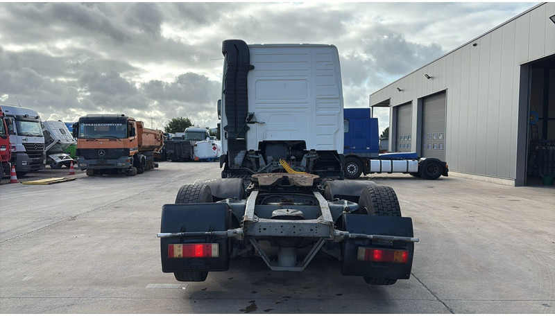 Volvo FH 12.420 (6X2 / BOITE MANUELLE / MANUAL GEARBOX / 8 PNEUS / 8 TYRES) - Tractor: foto 5 Volvo FH 12.420 (6X2 / BOITE MANUELLE / MANUAL GEARBOX / 8 PNEUS / 8 TYRES) - Tractor: foto 5