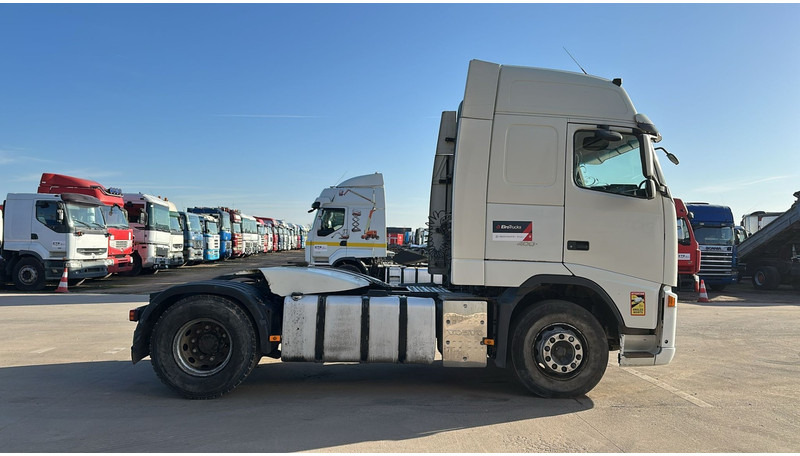 Volvo FH 400 (MANUAL GEARBOX / BOITE MANUELLE / CLEAN CHASSIS / EURO 5) - Tractor: foto 4 Volvo FH 400 (MANUAL GEARBOX / BOITE MANUELLE / CLEAN CHASSIS / EURO 5) - Tractor: foto 4
