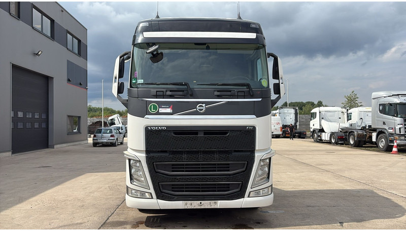 Volvo FH 460 (CHASSIS 2015 / PERFECT CONDITION / CLEAN CHASSIS) - Tractor: foto 4 Volvo FH 460 (CHASSIS 2015 / PERFECT CONDITION / CLEAN CHASSIS) - Tractor: foto 4