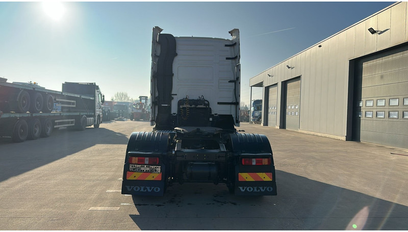 Volvo FH 460 (MANUAL GEARBOX / VERY CLEAN !!! / GOOD TYRES / TOP CONDITION) - Tractor: foto 5 Volvo FH 460 (MANUAL GEARBOX / VERY CLEAN !!! / GOOD TYRES / TOP CONDITION) - Tractor: foto 5