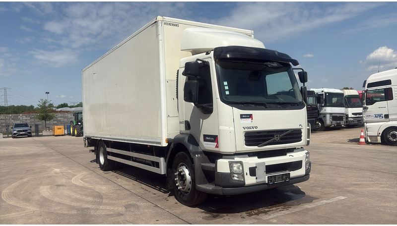 Volvo FL 260 (LIFT 2000 KG / PERFECT BELGIAN TRUCK / 18 TON / EURO 5) - Camião furgão: foto 3 Volvo FL 260 (LIFT 2000 KG / PERFECT BELGIAN TRUCK / 18 TON / EURO 5) - Camião furgão: foto 3