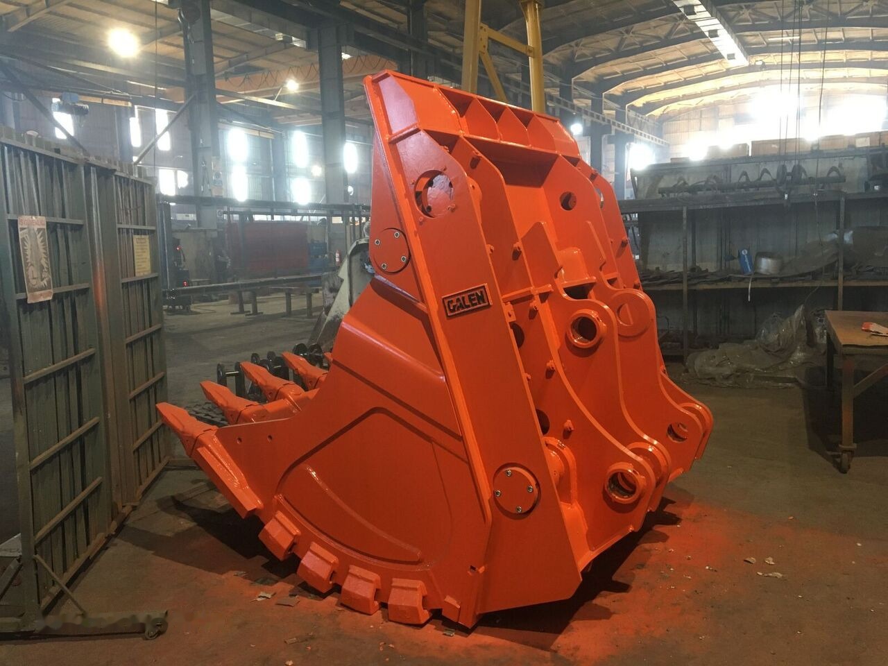 Galen SHOVEL BUCKET - Balde escavadora: foto 5 Galen SHOVEL BUCKET - Balde escavadora: foto 5