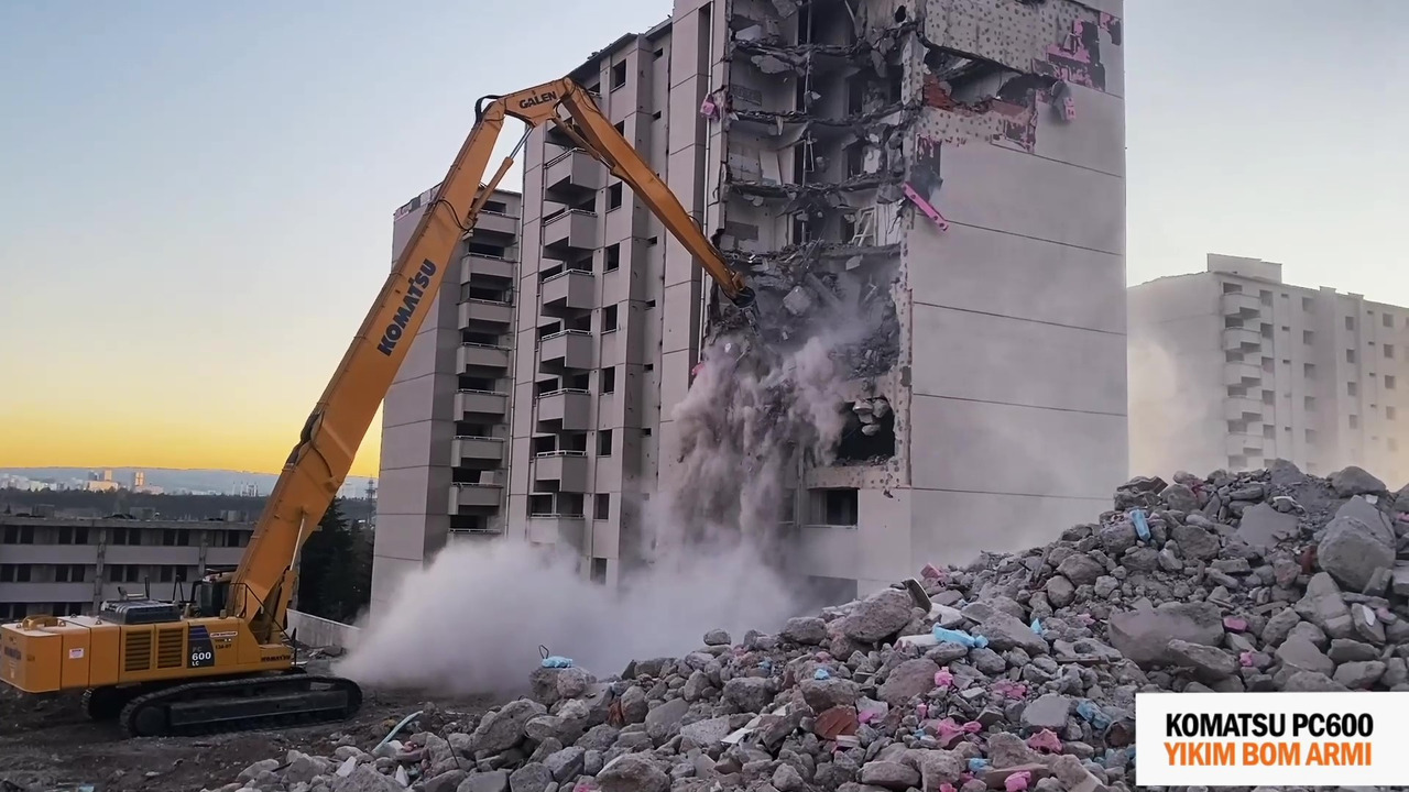 Escavadeira de demolição KOMATSU PC450 27meters Demolition Machine: foto 13