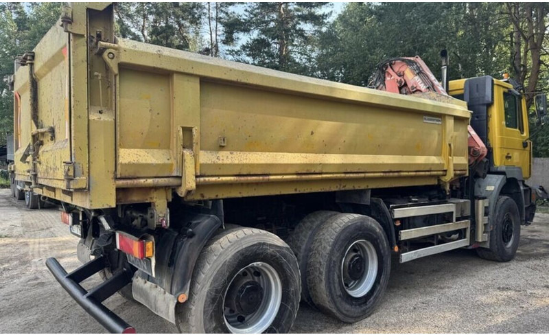 MAN 33/364 6x6 - Camião basculante, Camião grua: foto 4 MAN 33/364 6x6 - Camião basculante, Camião grua: foto 4