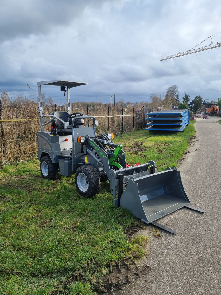WCM L1150e E-power - Pá carregadora de rodas: foto 5 WCM L1150e E-power - Pá carregadora de rodas: foto 5