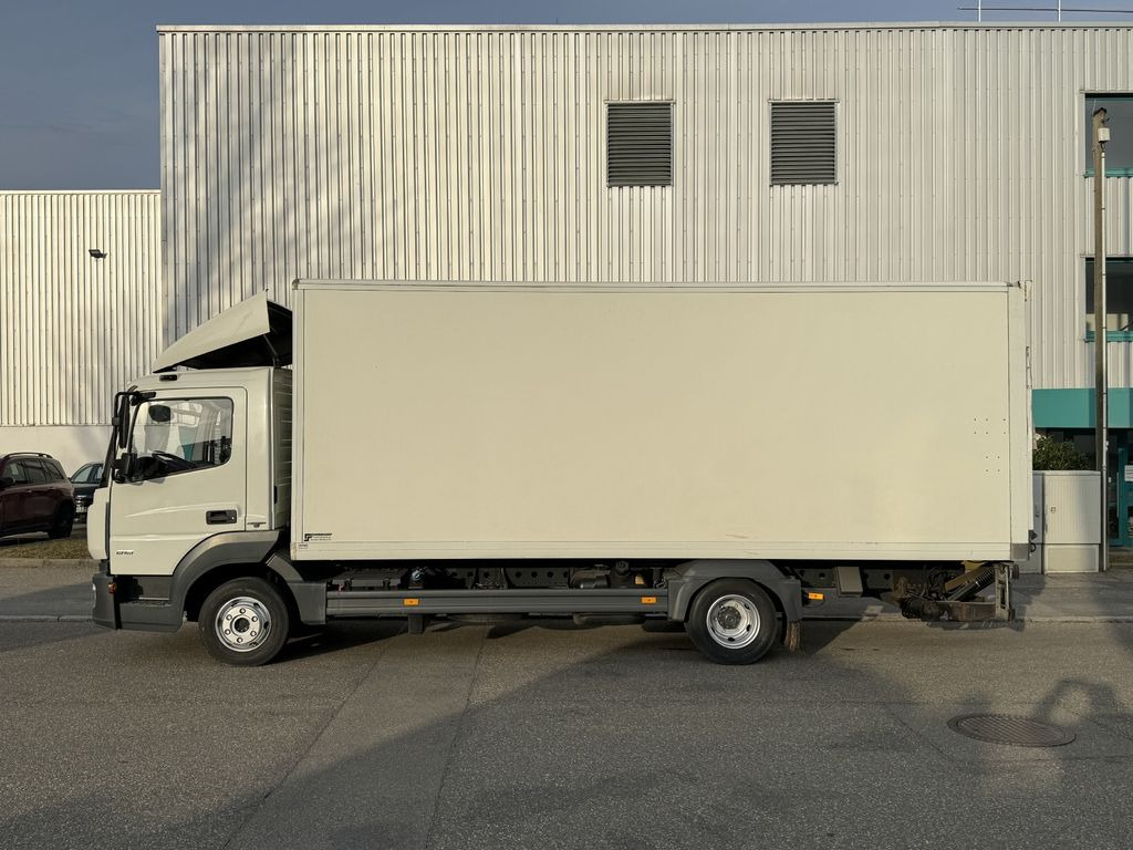 Mercedes-Benz Atego 818L Koffer 6,3m LBW Klima Autom. Luftgef. - Carrinha de contentor: foto 4 Mercedes-Benz Atego 818L Koffer 6,3m LBW Klima Autom. Luftgef. - Carrinha de contentor: foto 4