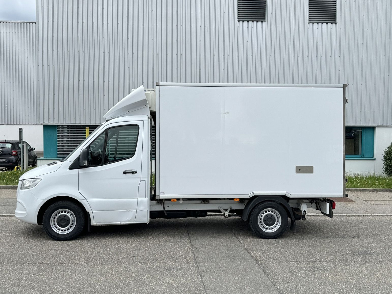 Mercedes-Benz Sprinter 316 Tiefkühl 3,3m TK V-500 MAX Luftgef. - Carrinha frigorífica: foto 4 Mercedes-Benz Sprinter 316 Tiefkühl 3,3m TK V-500 MAX Luftgef. - Carrinha frigorífica: foto 4