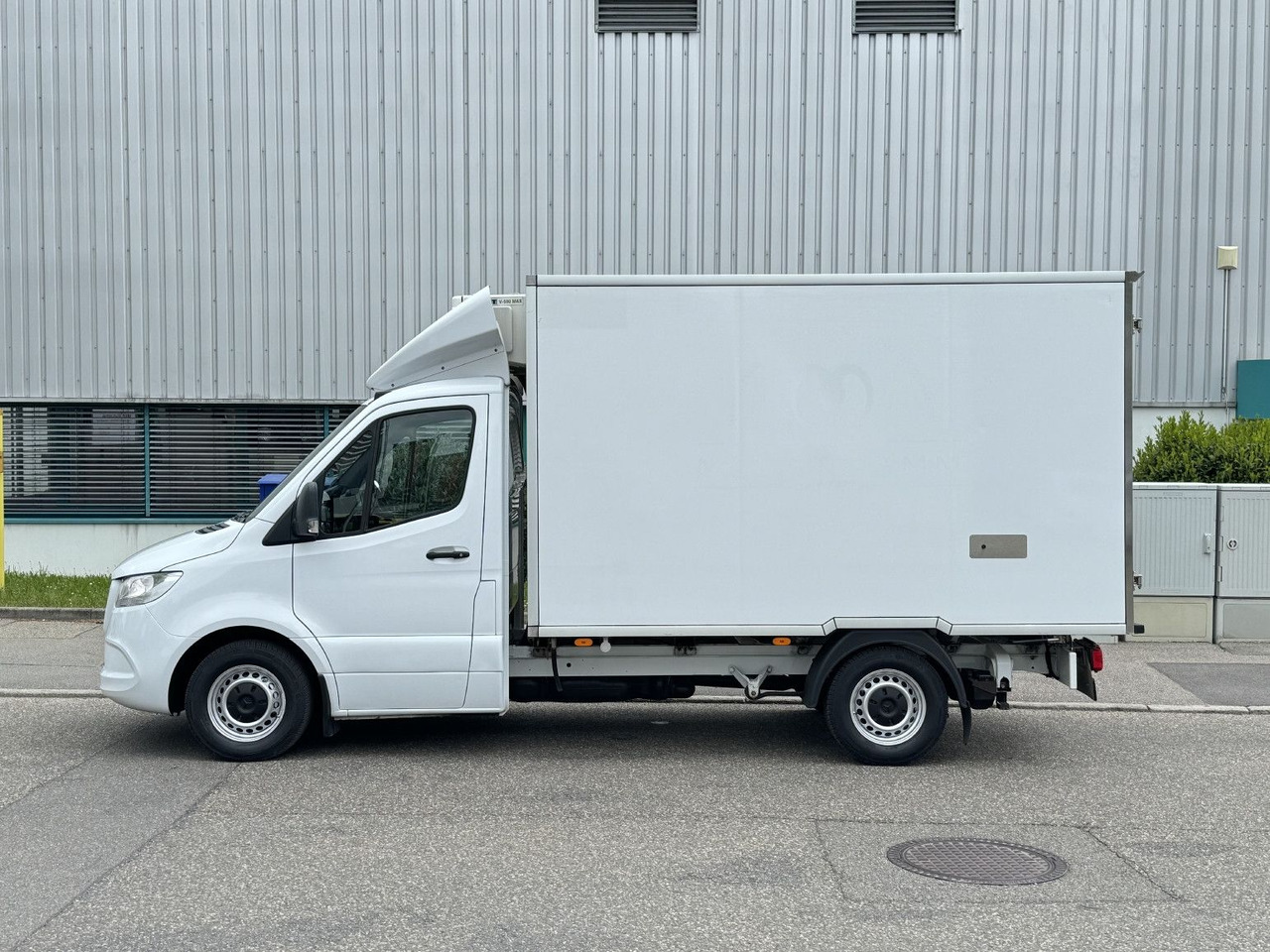 Mercedes-Benz Sprinter 316 Tiefkühl 3,3m TK V-500 MAX Luftgef. - Carrinha frigorífica: foto 4 Mercedes-Benz Sprinter 316 Tiefkühl 3,3m TK V-500 MAX Luftgef. - Carrinha frigorífica: foto 4