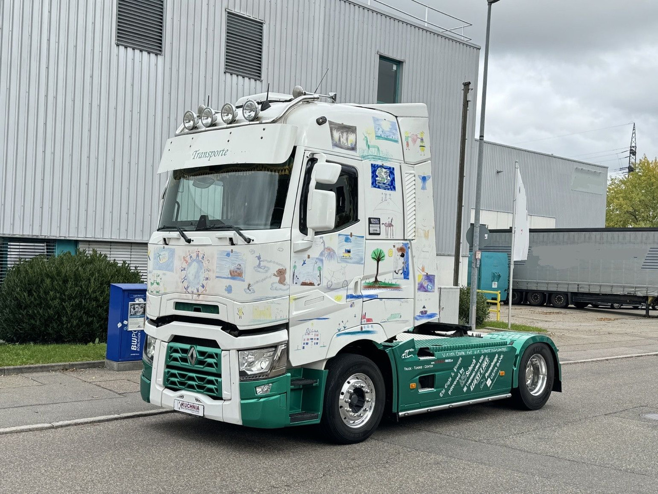 Renault T520 HIGHCAB Comfort 2-Tanks Retarder Airbrush - Tractor: foto 1 Renault T520 HIGHCAB Comfort 2-Tanks Retarder Airbrush - Tractor: foto 1