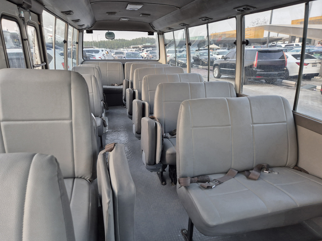 Leasing de TOYOTA Coaster ... Nos bus -Originaires TOYOTA ...pas Chinois... T72 ... TOYOTA Coaster ... Nos bus -Originaires TOYOTA ...pas Chinois... T72 ...: foto 6