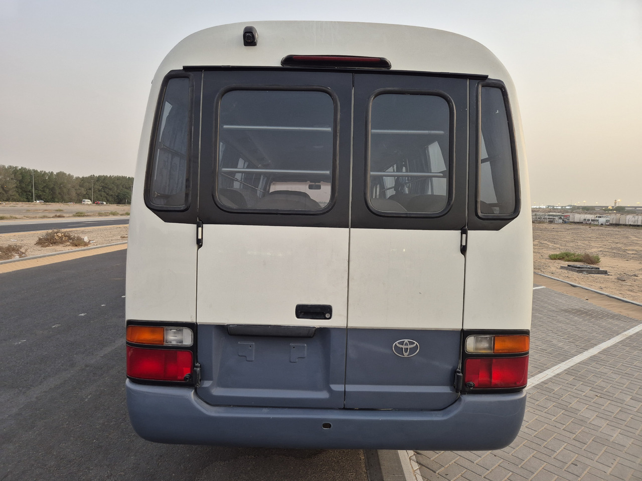 Toyota Coaster ... 30 places - climatisé - Minibus, Furgão de passageiros: foto 4 Toyota Coaster ... 30 places - climatisé - Minibus, Furgão de passageiros: foto 4