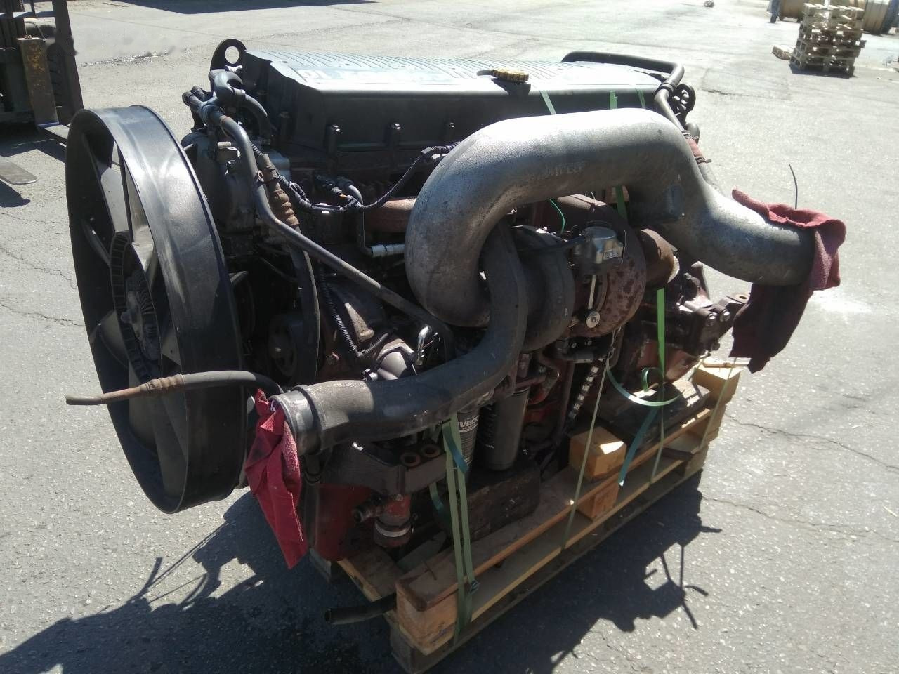 IVECO Cursor 10 430 E3 F3AE0681D IVECO STRALIS - Motor por Camião: foto 2 IVECO Cursor 10 430 E3 F3AE0681D IVECO STRALIS - Motor por Camião: foto 2