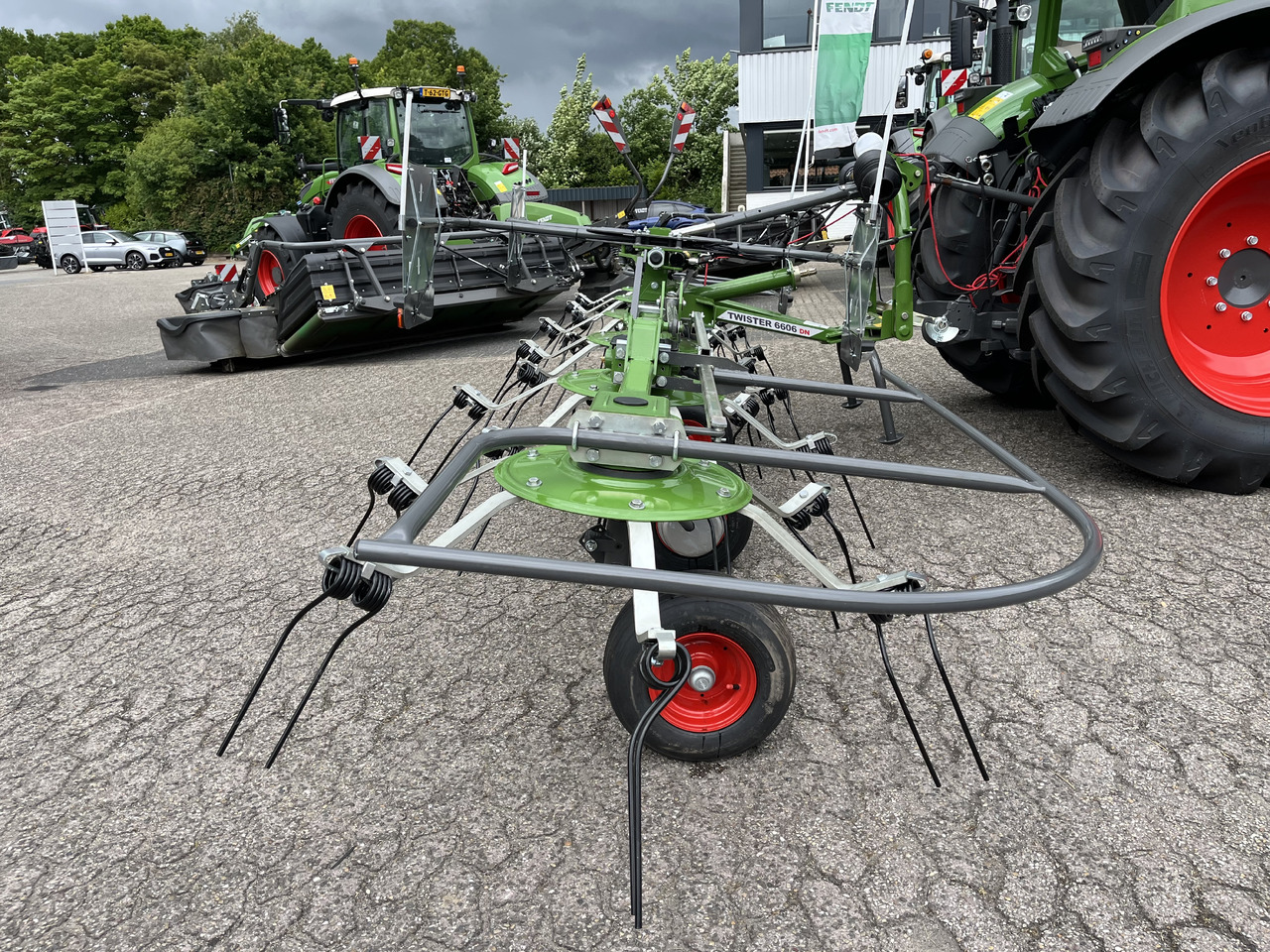 FENDT Twister 6606DN - Grade: foto 3 FENDT Twister 6606DN - Grade: foto 3