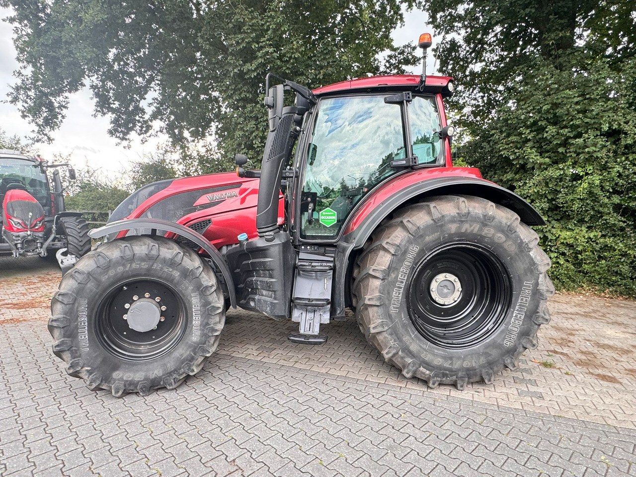 VALTRA T234 Direct - Trator: foto 2 VALTRA T234 Direct - Trator: foto 2