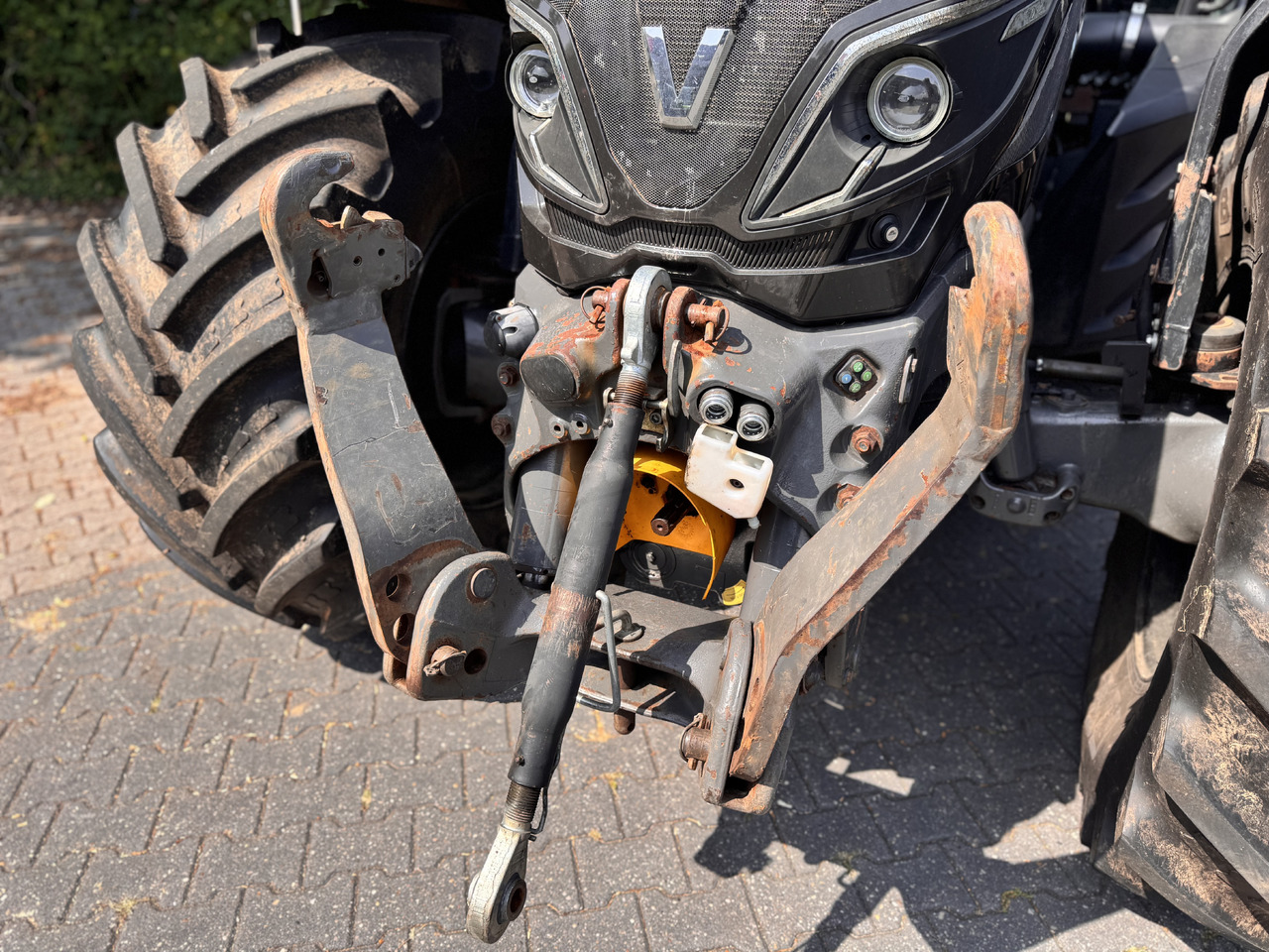 Valtra T214 Direct - Trator: foto 5 Valtra T214 Direct - Trator: foto 5