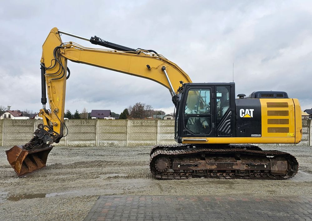 Caterpillar 320 FL, 2017 ROK, 8500 MTH - Escavadora de rastos: foto 2 Caterpillar 320 FL, 2017 ROK, 8500 MTH - Escavadora de rastos: foto 2