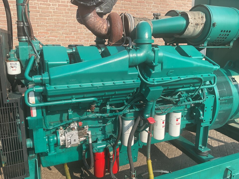 Cummins KTA38 G3 , 1000 kva generatorset. low hours. - Gerador elétrico: foto 3 Cummins KTA38 G3 , 1000 kva generatorset. low hours. - Gerador elétrico: foto 3