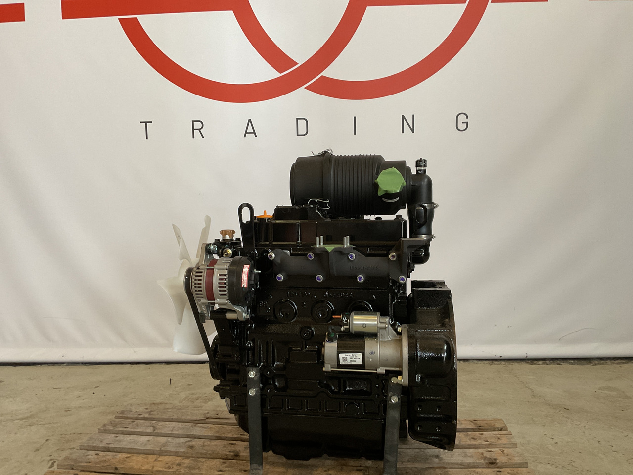 Yanmar 4TNV88 - Motor: foto 1 Yanmar 4TNV88 - Motor: foto 1