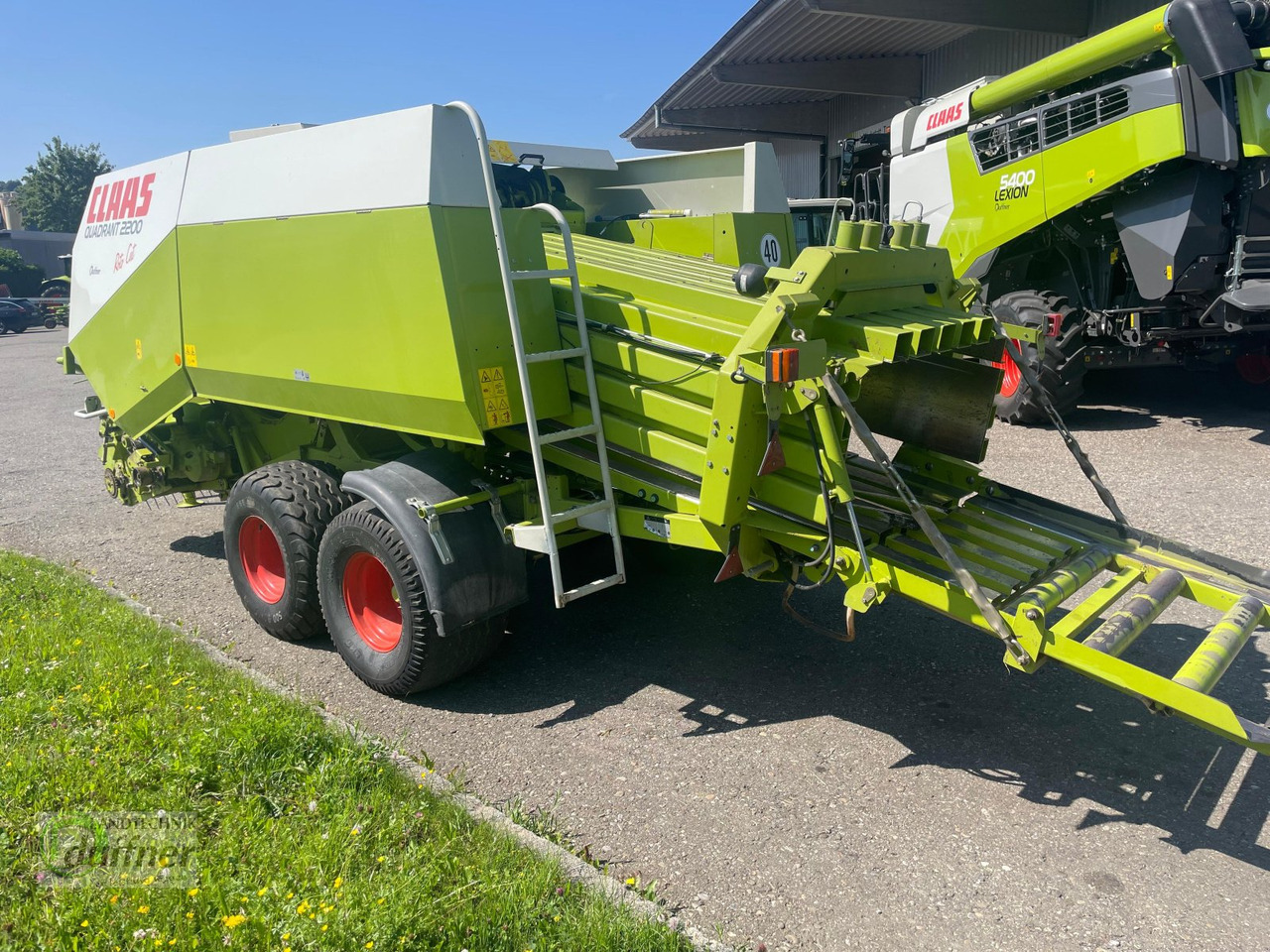 CLAAS Quadrant 2200 RC Tandem - Enfardadeira de fardos quadrados: foto 3 CLAAS Quadrant 2200 RC Tandem - Enfardadeira de fardos quadrados: foto 3