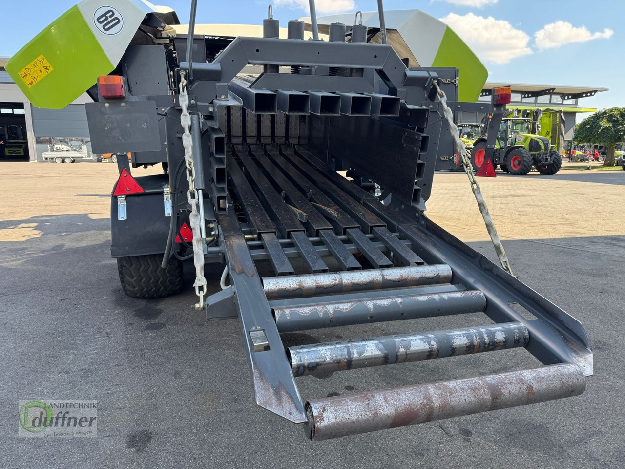 CLAAS Quadrant 3200 RC Tandem - Enfardadeira de fardos quadrados: foto 5 CLAAS Quadrant 3200 RC Tandem - Enfardadeira de fardos quadrados: foto 5