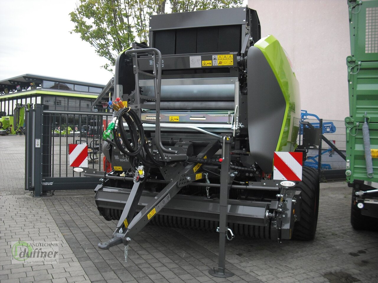 CLAAS Variant 585 RC Pro - Enfardadeira de fardos redondos: foto 4 CLAAS Variant 585 RC Pro - Enfardadeira de fardos redondos: foto 4