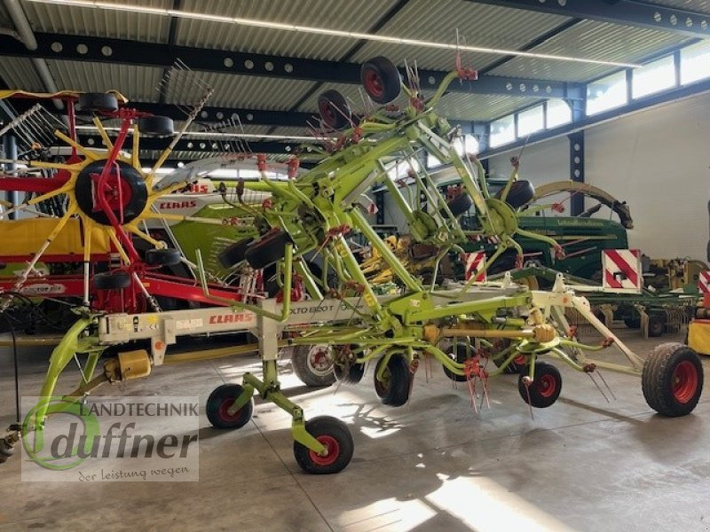 CLAAS Volto 1320 T - Ancinho enleirador: foto 1 CLAAS Volto 1320 T - Ancinho enleirador: foto 1