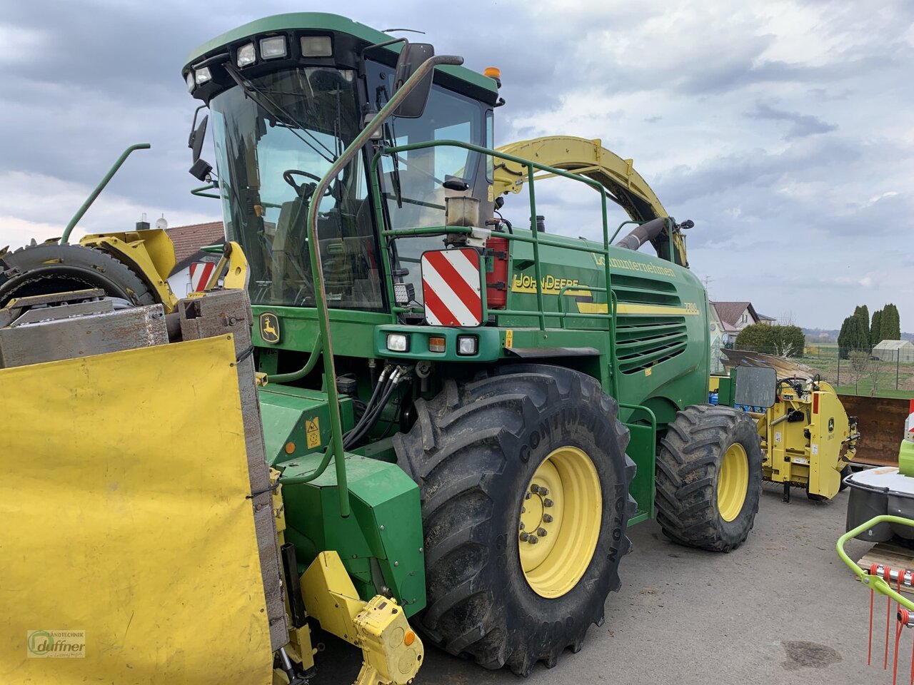 John Deere 7700 - Picadora de forragem automotriz: foto 4 John Deere 7700 - Picadora de forragem automotriz: foto 4