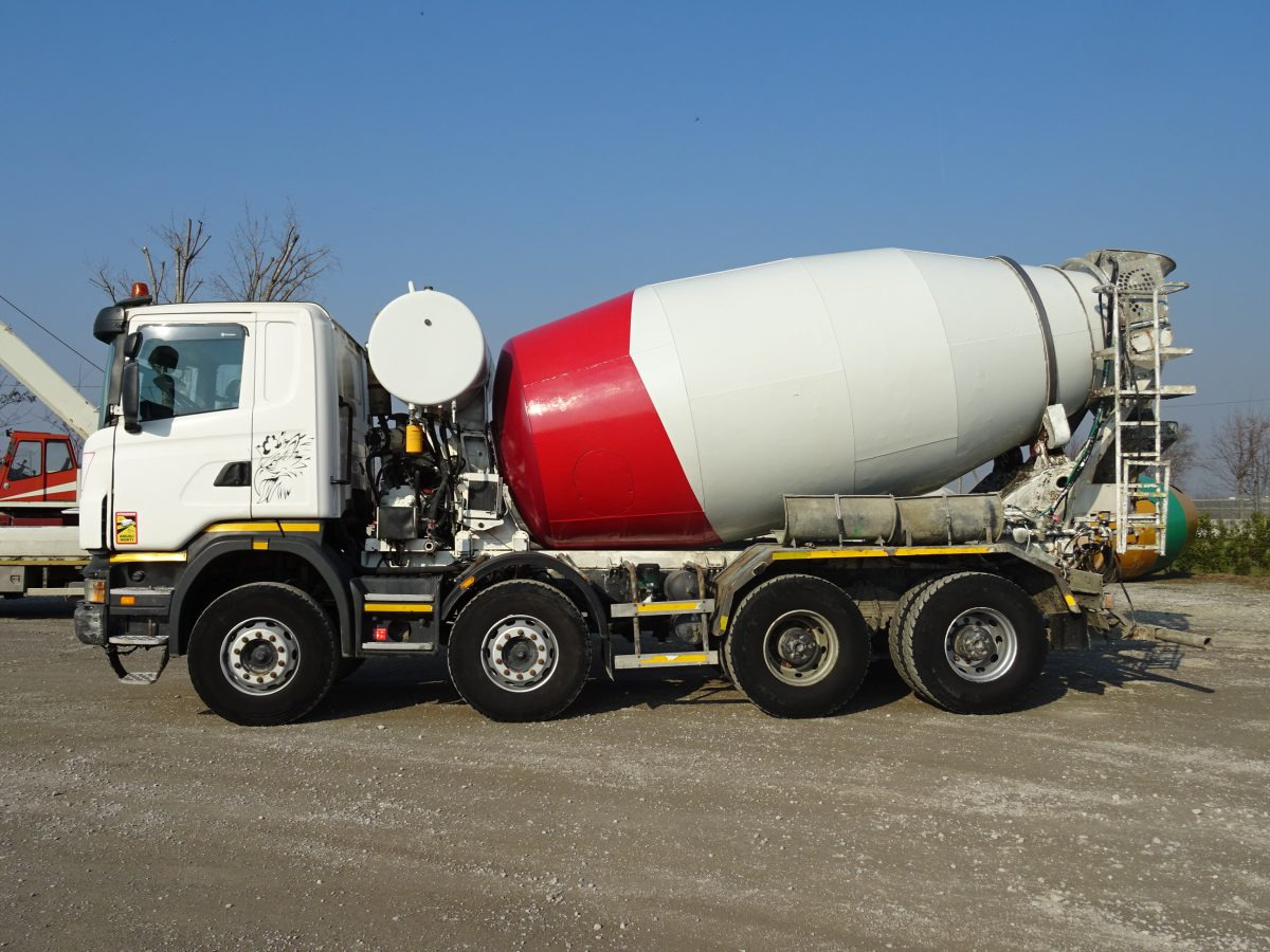 SCANIA R420 8X4 ARMEC HY120 - Camião betoneira: foto 2 SCANIA R420 8X4 ARMEC HY120 - Camião betoneira: foto 2