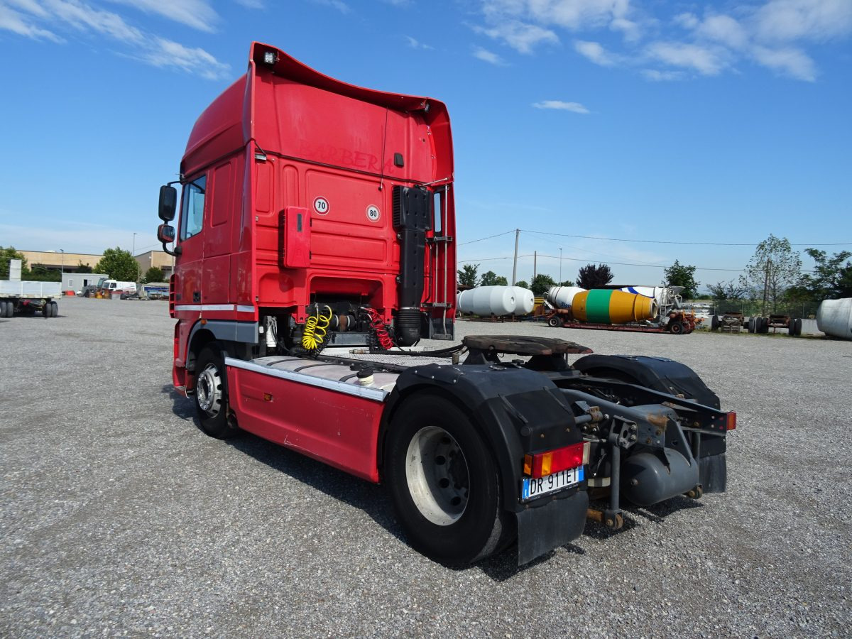 Tractor DAF XF 105.480: foto 7