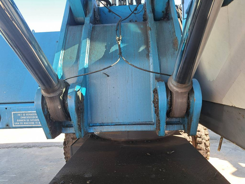 Fuchs MHL 340 D - Manipulador de material: foto 5 Fuchs MHL 340 D - Manipulador de material: foto 5