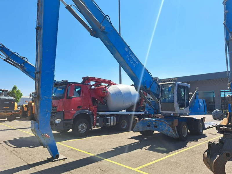 Fuchs MHL 350 - Manipulador de material: foto 4 Fuchs MHL 350 - Manipulador de material: foto 4