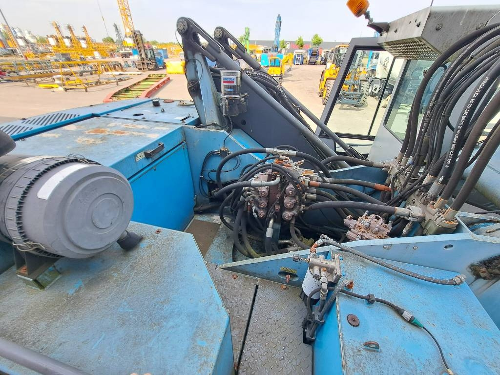 Manipulador de material Fuchs MHL340D: foto 7