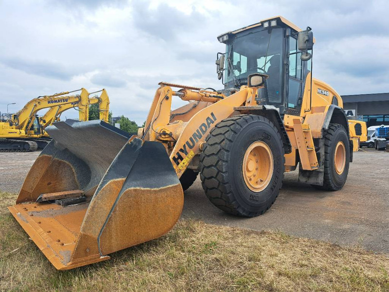 Hyundai HL940 - Pá carregadora de rodas: foto 1 Hyundai HL940 - Pá carregadora de rodas: foto 1