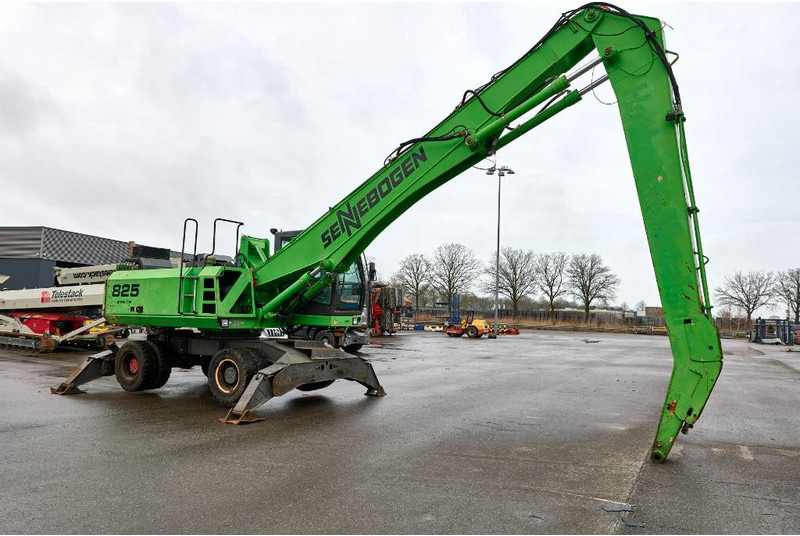 Sennebogen 825M-C - Manipulador de material: foto 4 Sennebogen 825M-C - Manipulador de material: foto 4