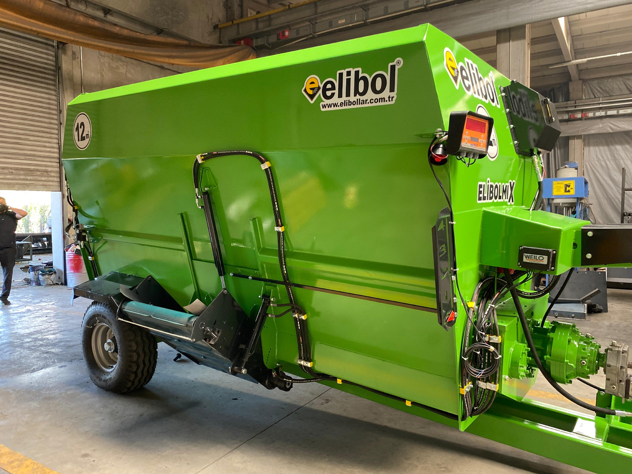 ELİBOL ELİBOLMIX 12M³ HORIZONTAL FEED MIXER - Misturadora Alimentadora: foto 3 ELİBOL ELİBOLMIX 12M³ HORIZONTAL FEED MIXER - Misturadora Alimentadora: foto 3