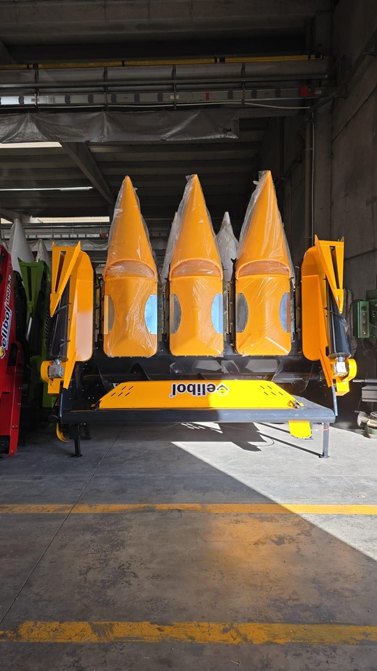 ELİBOL LR03 4 ROWS CORN HEADER - Plataforma para colher milho: foto 1 ELİBOL LR03 4 ROWS CORN HEADER - Plataforma para colher milho: foto 1
