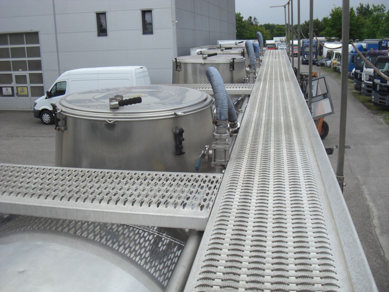 Semirreboque tanque para transporte de leite Magyar S34BD1 / 4 KAMMER / DRUCK / Heizbar: foto 12