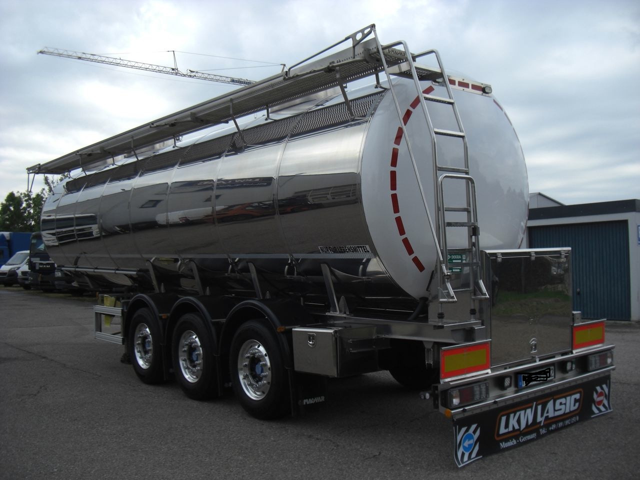 Magyar SRMAGD / BIERTANKER - Semirreboque tanque: foto 4 Magyar SRMAGD / BIERTANKER - Semirreboque tanque: foto 4
