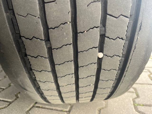 Camião de lona Mercedes Benz Actros 2642 6x2 Mega BDF met zeilbak: foto 18 Camião de lona Mercedes Benz Actros 2642 6x2 Mega BDF met zeilbak: foto 18