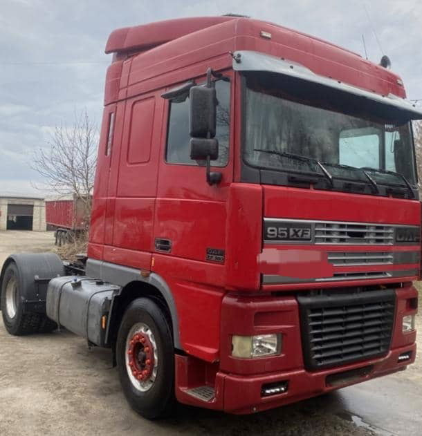 DAF XF 95.430 Tractor head 4x2 - Tractor: foto 1 DAF XF 95.430 Tractor head 4x2 - Tractor: foto 1