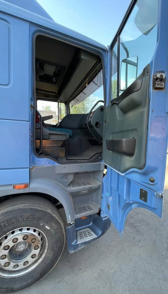 DAF XF 95.430 Tractor unit - Tractor: foto 4 DAF XF 95.430 Tractor unit - Tractor: foto 4
