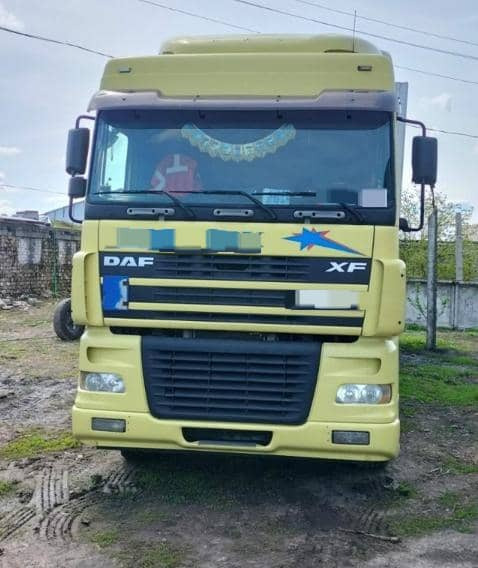 DAF XF 95 - Tractor: foto 2 DAF XF 95 - Tractor: foto 2