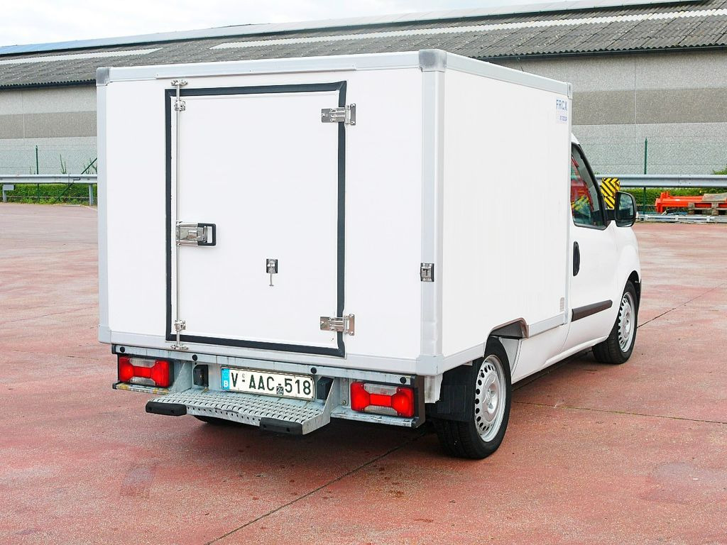 Fiat 1.3 DOBLO KUHLKOFFER RELEC FROD TR15 -20C Fiat 1.3 DOBLO KUHLKOFFER RELEC FROD TR15 -20C - Carrinha frigorífica: foto 5 Fiat 1.3 DOBLO KUHLKOFFER RELEC FROD TR15 -20C Fiat 1.3 DOBLO KUHLKOFFER RELEC FROD TR15 -20C - Carrinha frigorífica: foto 5