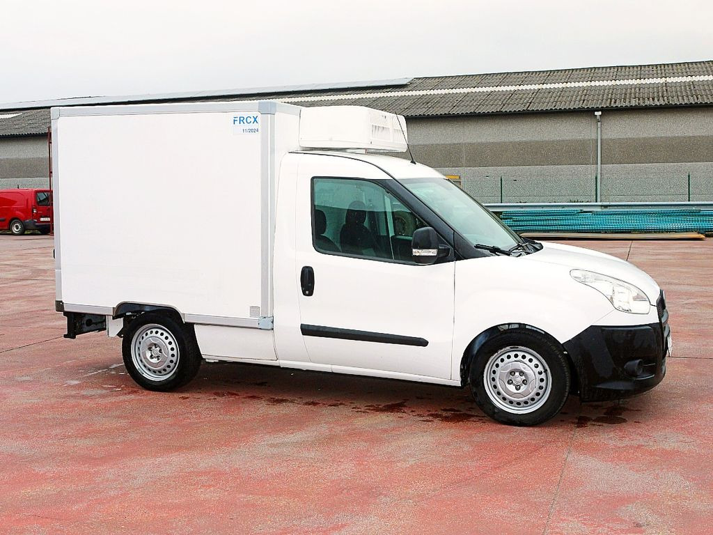 Fiat 1.3 DOBLO KUHLKOFFER RELEC FROD TR22 -20C - Carrinha frigorífica: foto 3 Fiat 1.3 DOBLO KUHLKOFFER RELEC FROD TR22 -20C - Carrinha frigorífica: foto 3